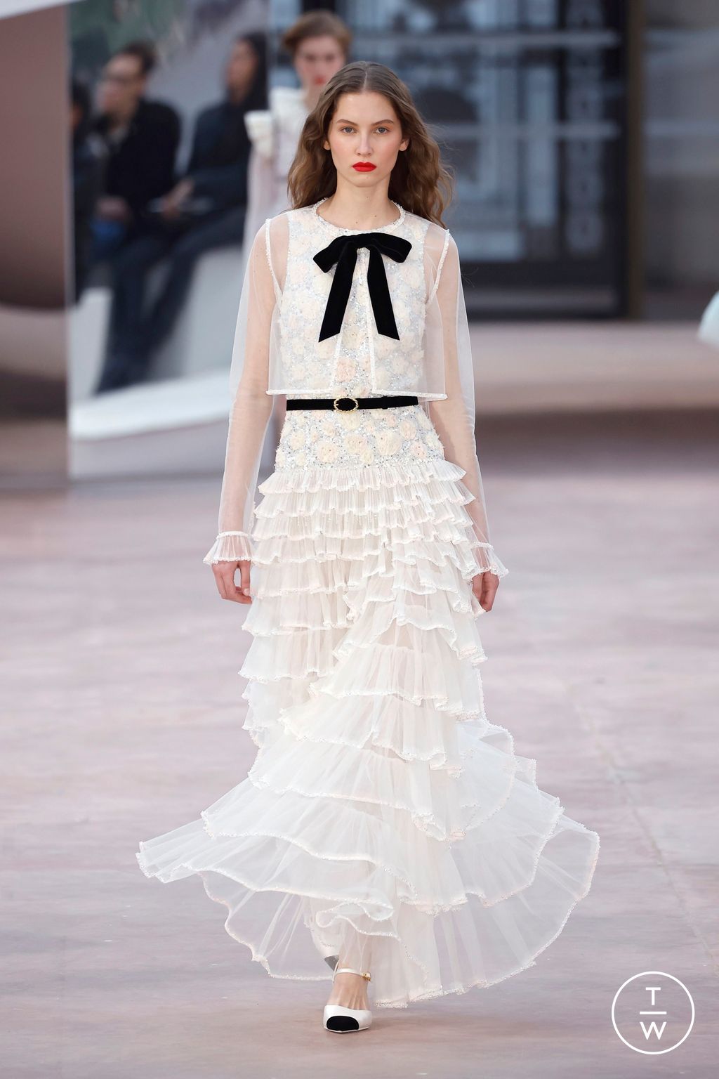 Chanel Spring-Summer 2025 couture #63 - Tagwalk: The Fashion Search Engine