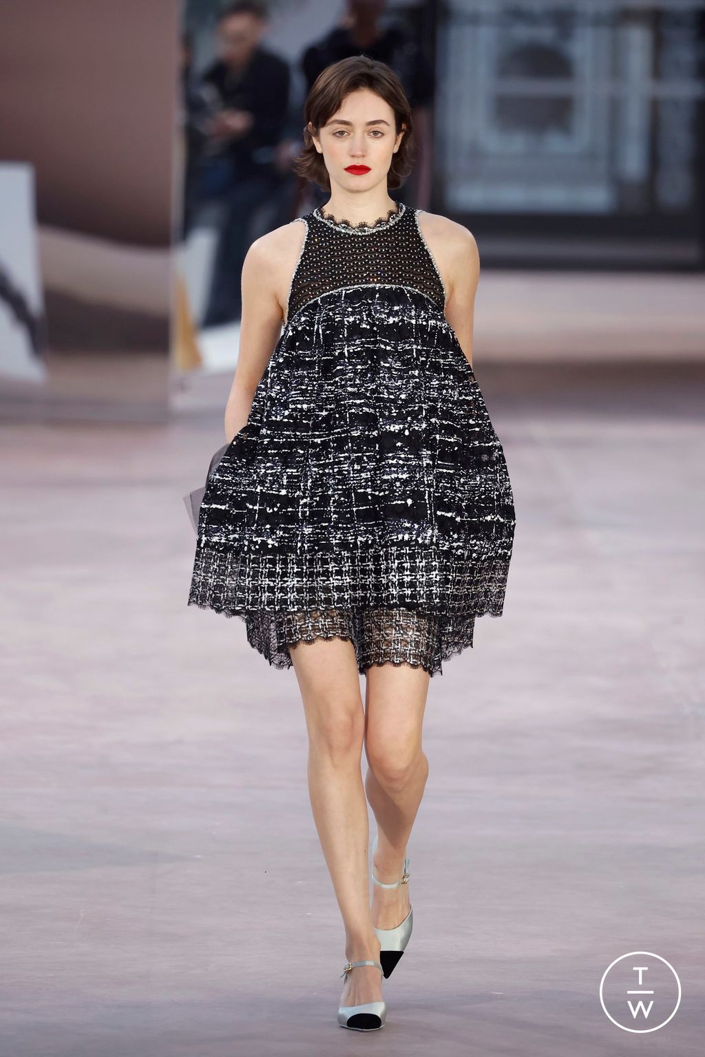 Fashion Week Paris Spring/Summer 2025 look 77 from the Chanel collection 高级定制