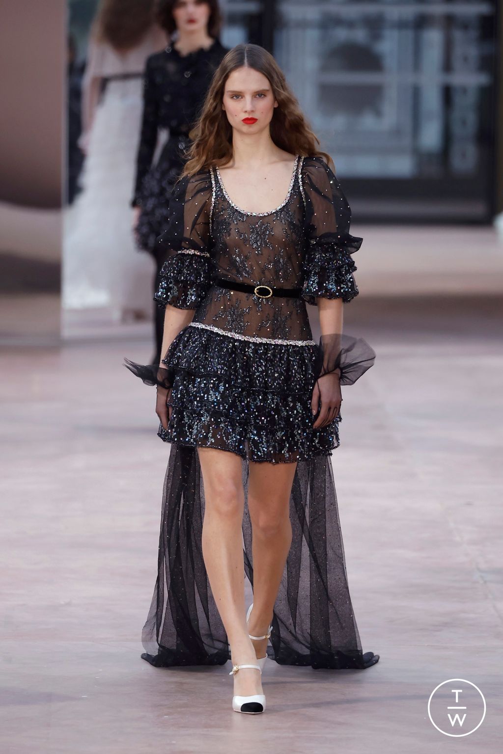 Fashion Week Paris Spring/Summer 2025 look 81 from the Chanel collection couture