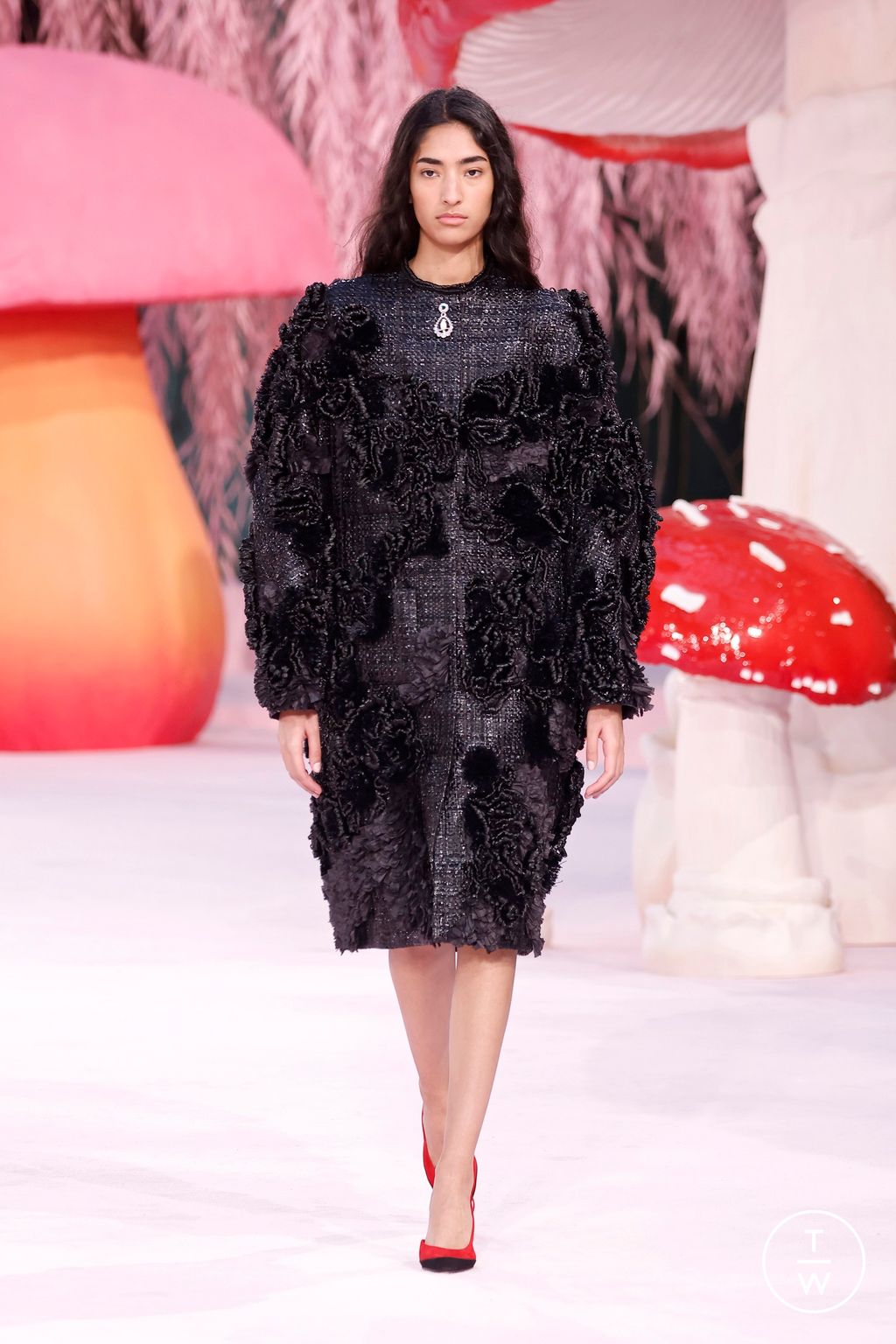 Fashion Week Paris Spring/Summer 2026 look 29 from the Chanel collection 高级定制