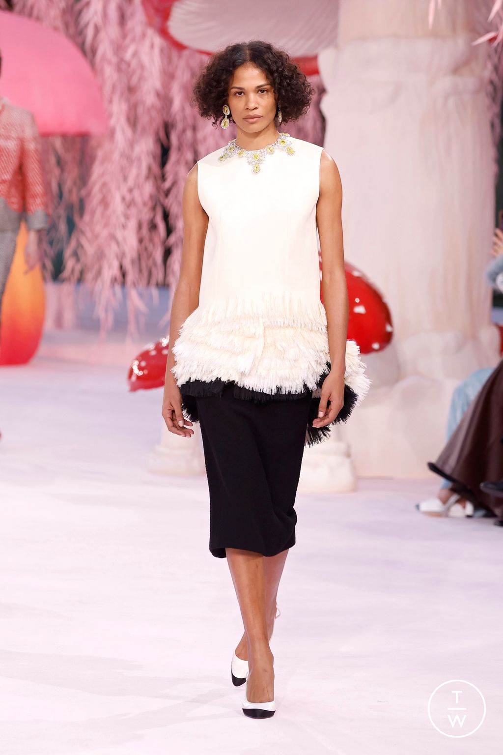 Fashion Week Paris Spring/Summer 2026 look 35 from the Chanel collection 高级定制