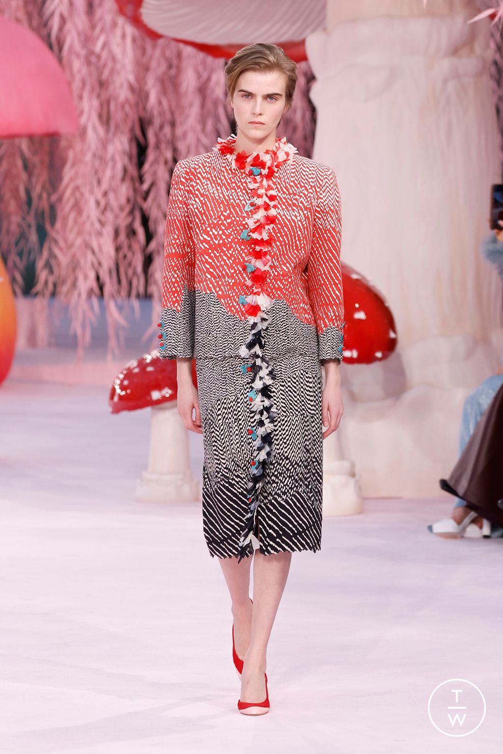 Fashion Week Paris Spring/Summer 2026 look 36 from the Chanel collection 高级定制