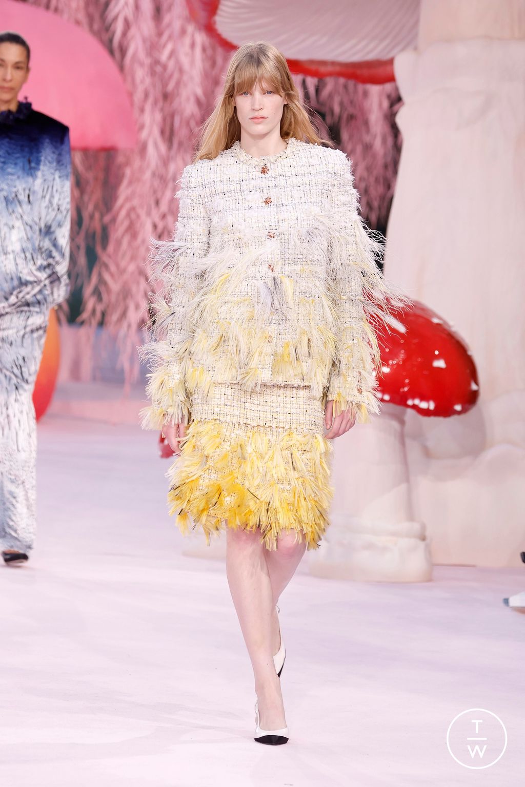 Fashion Week Paris Spring/Summer 2026 look 49 from the Chanel collection 高级定制