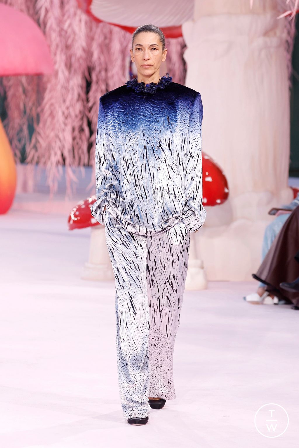 Fashion Week Paris Spring/Summer 2026 look 50 from the Chanel collection couture