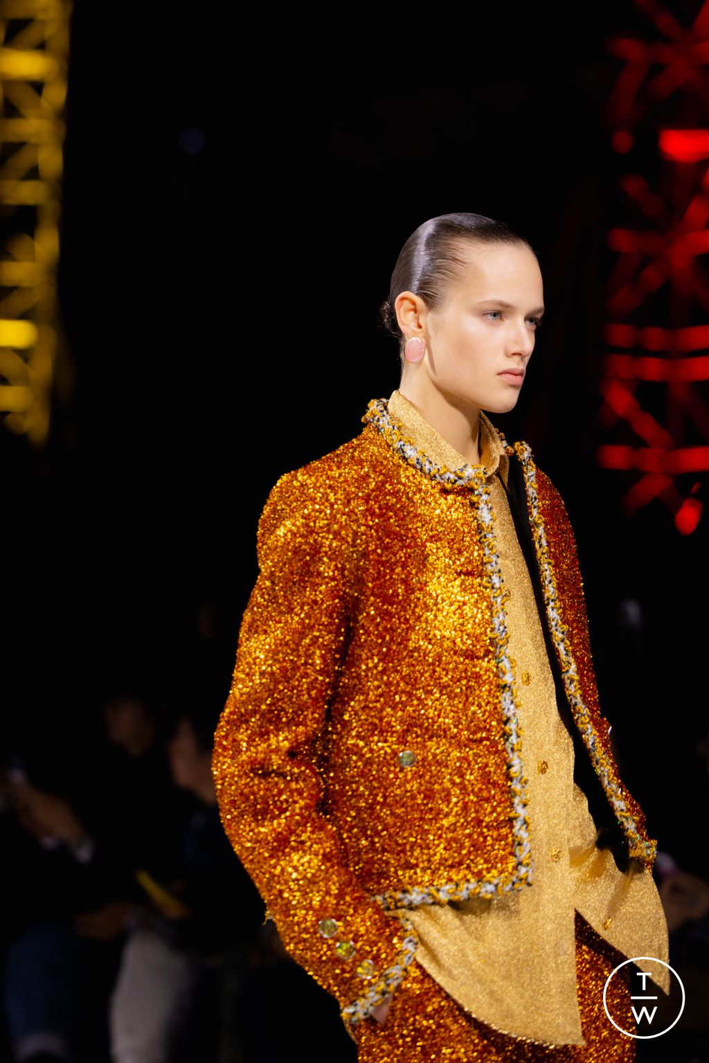 Fashion Week Paris Fall/Winter 2026 look 3 from the Chanel collection 女装配饰