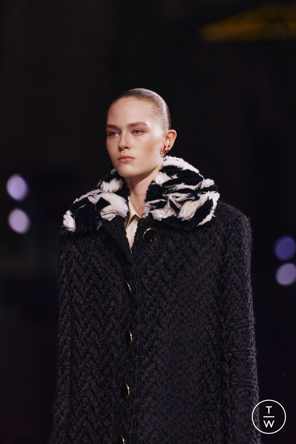 Fashion Week Paris Fall/Winter 2026 look 9 from the Chanel collection 女装配饰