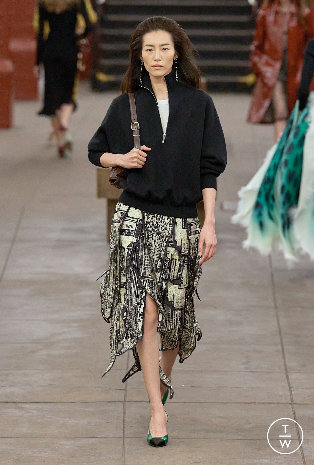 Fashion Week Paris Pre-Fall 2026 look 28 from the Chanel collection womenswear