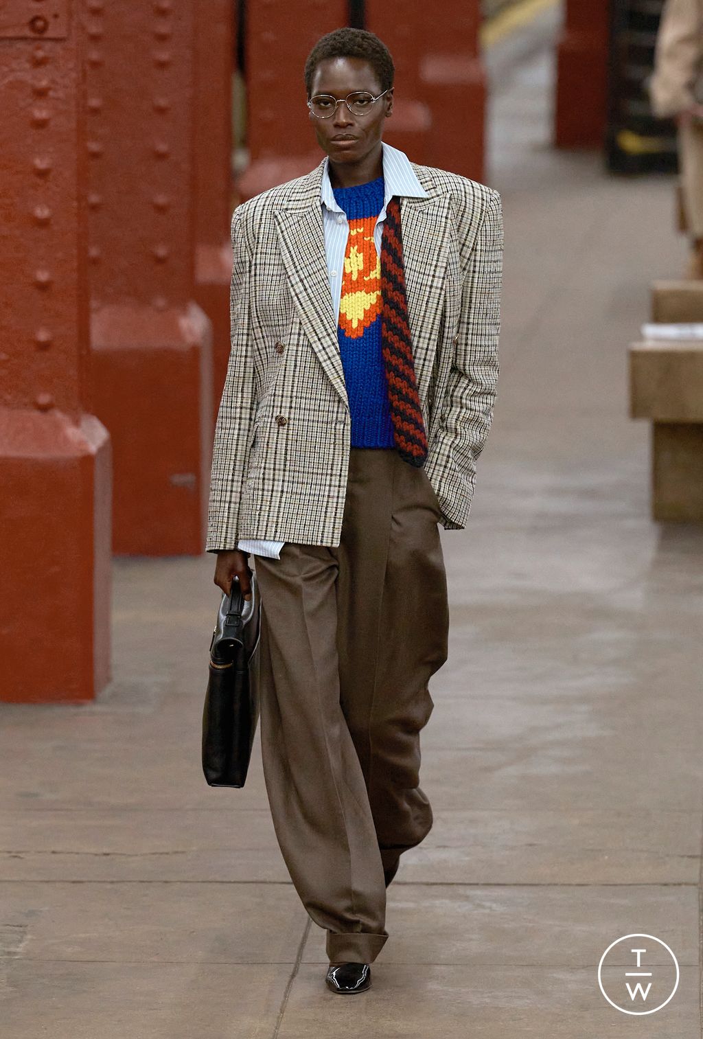 Fashion Week Paris Pre-Fall 2026 look 35 from the Chanel collection womenswear