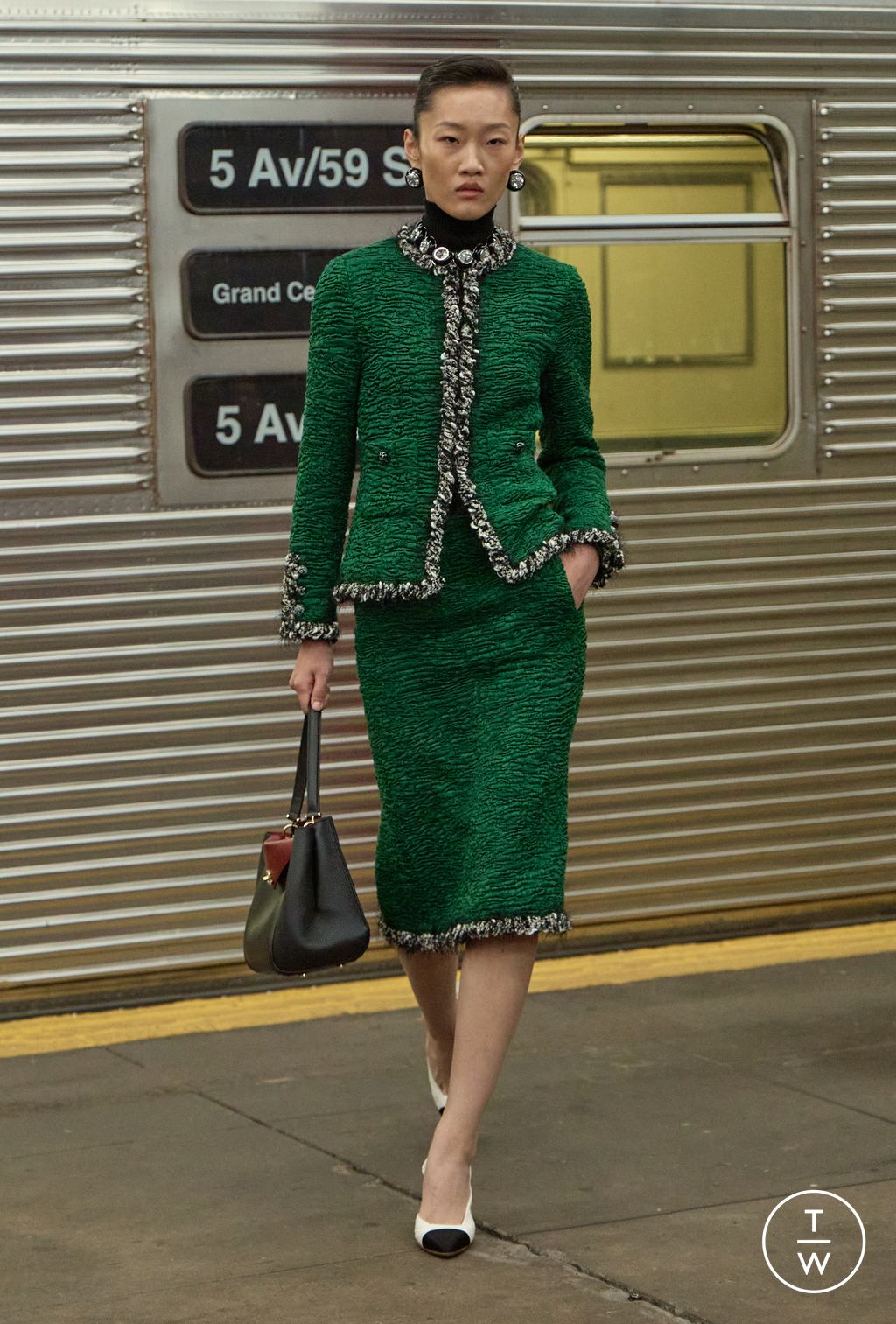 Fashion Week Paris Pre-Fall 2026 look 5 from the Chanel collection womenswear