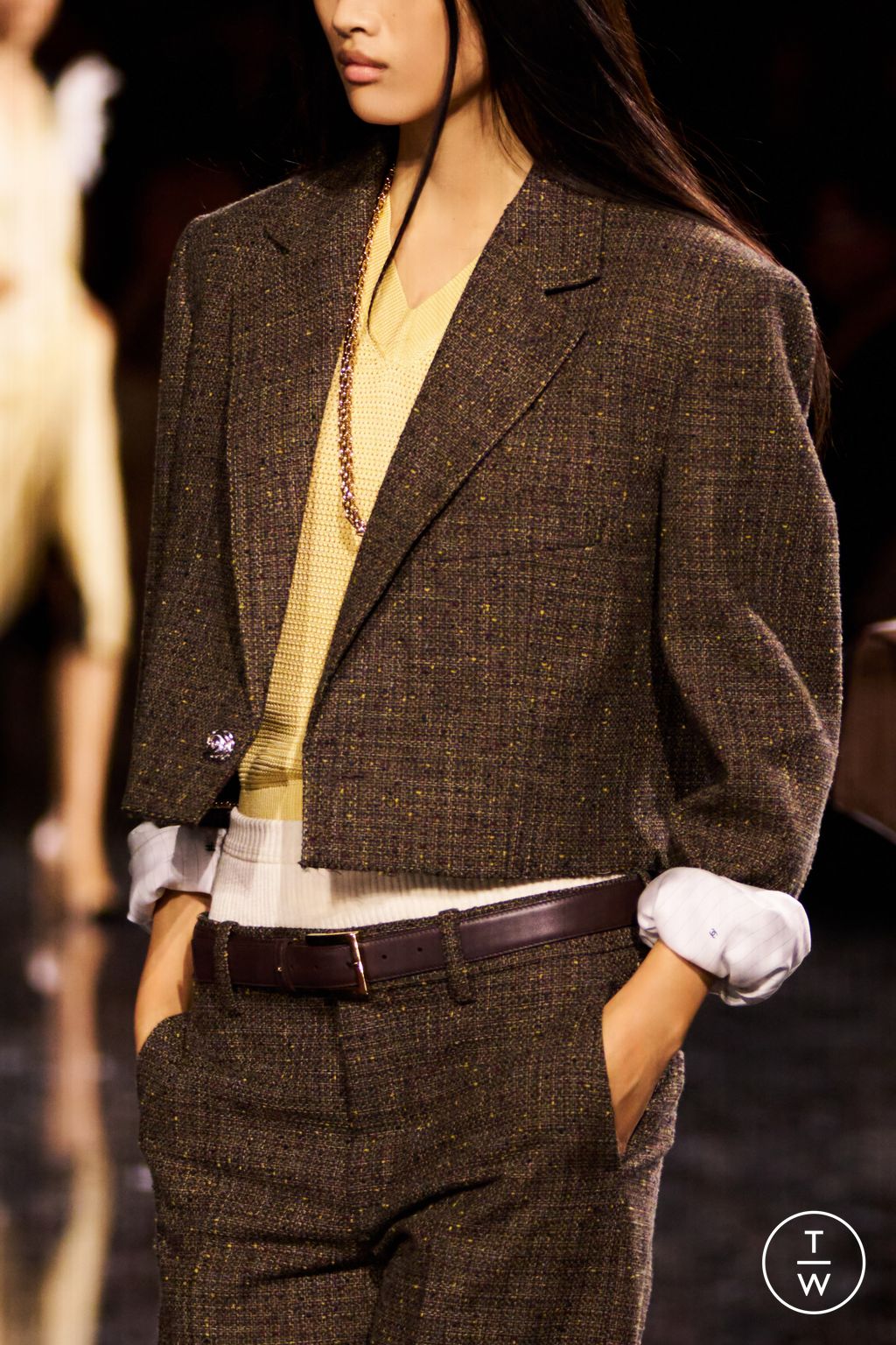 Fashion Week Paris Spring/Summer 2026 look 6 de la collection Chanel womenswear accessories