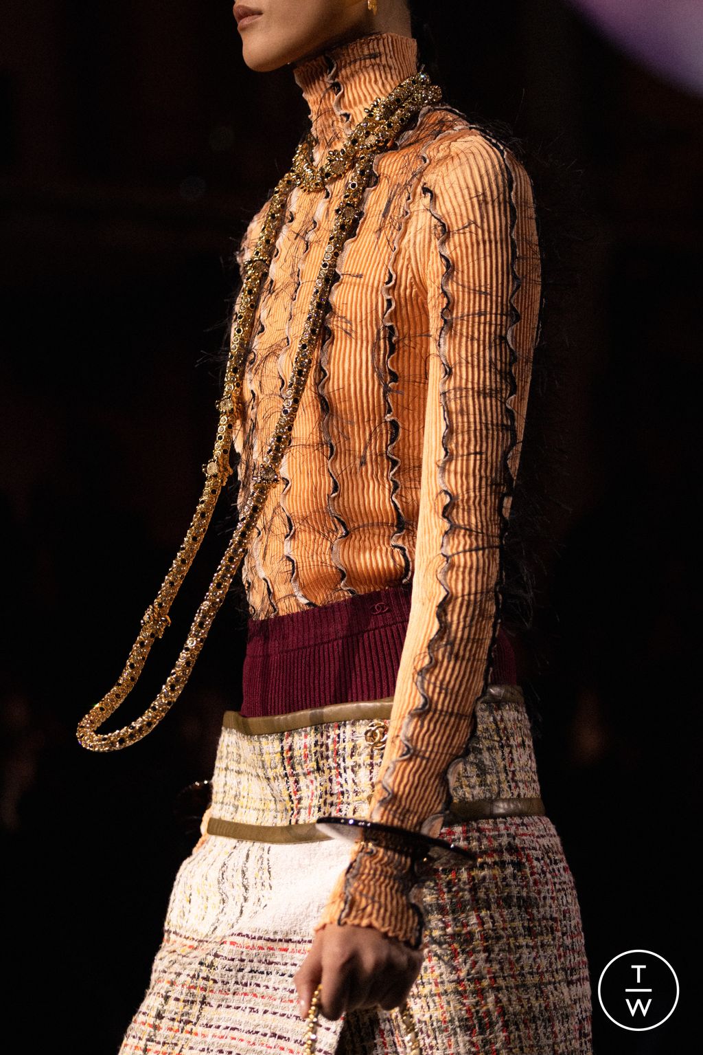 Fashion Week Paris Spring/Summer 2026 look 13 de la collection Chanel womenswear accessories