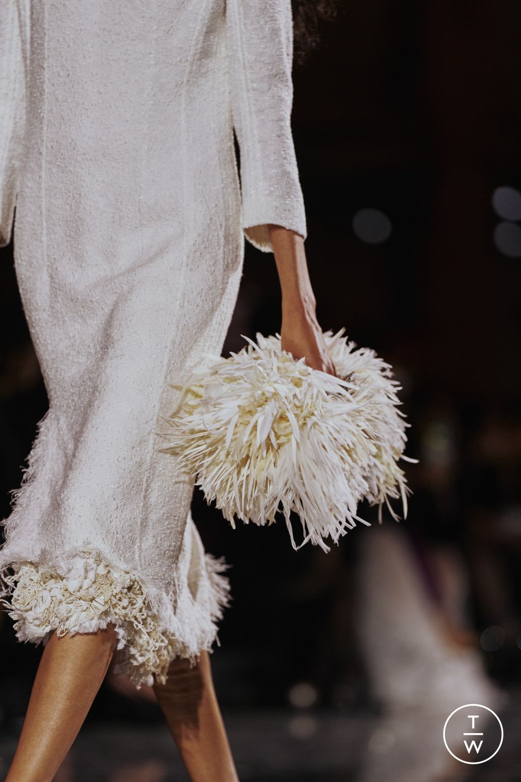 Fashion Week Paris Spring/Summer 2026 look 15 de la collection Chanel womenswear accessories