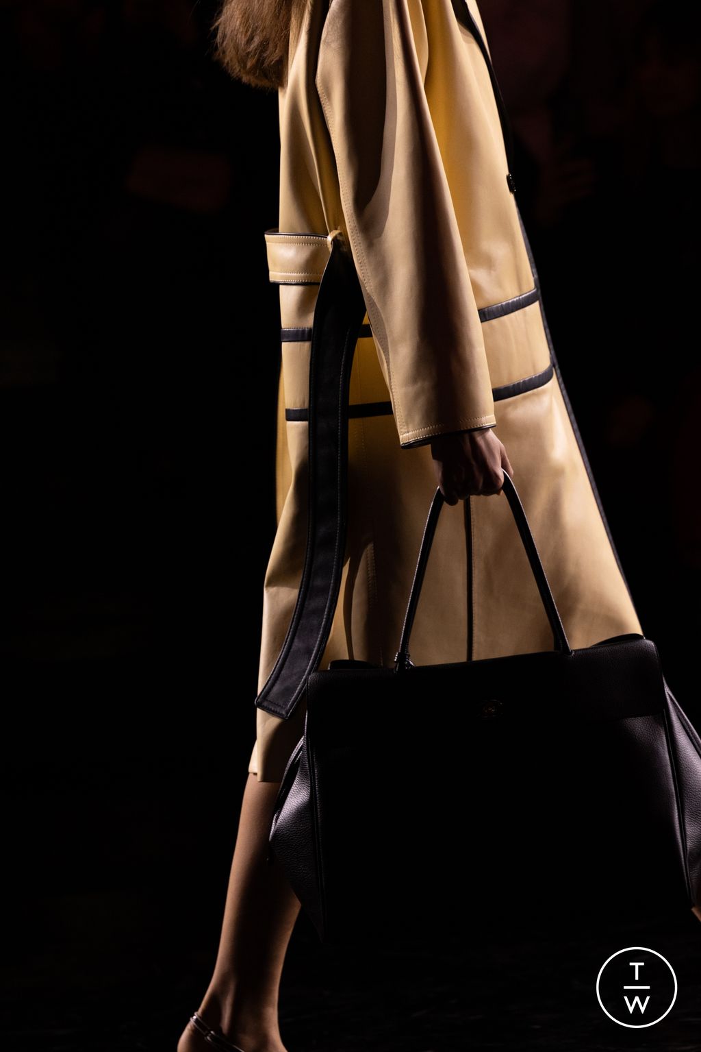 Fashion Week Paris Spring/Summer 2026 look 3 from the Chanel collection womenswear accessories