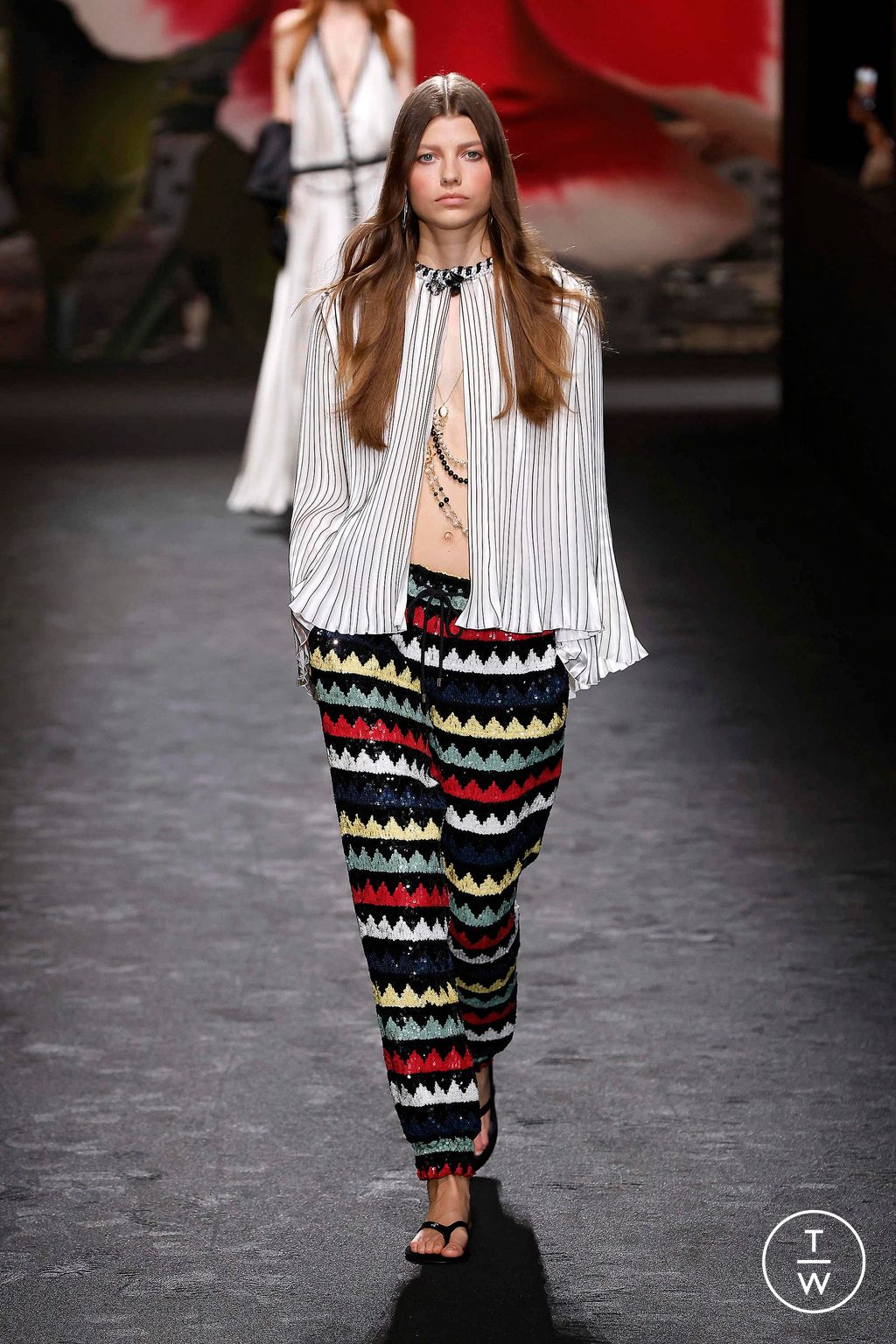 Fashion Week Paris Spring/Summer 2024 look 4 from the Chanel collection womenswear