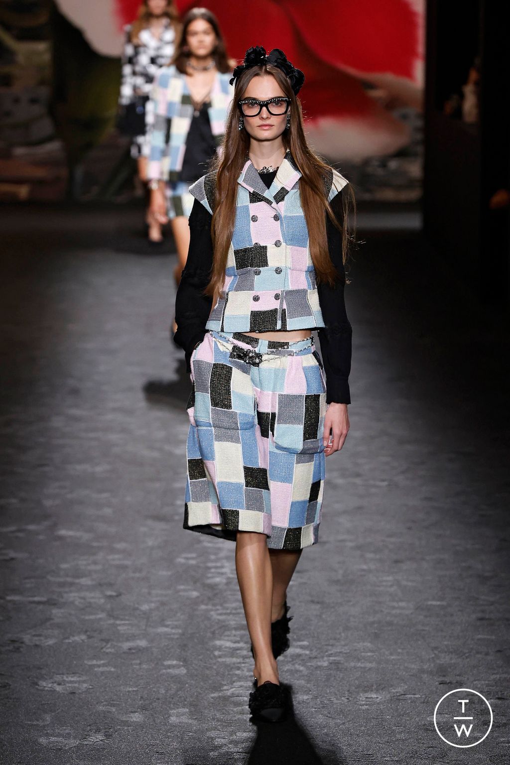 Fashion Week Paris Spring/Summer 2024 look 26 from the Chanel collection 女装