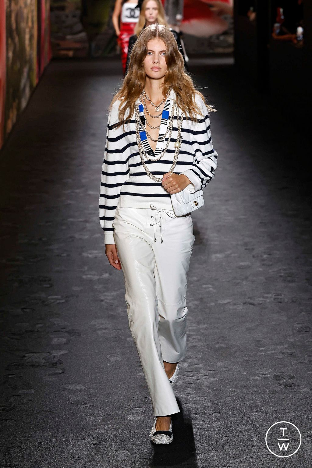Fashion Week Paris Spring/Summer 2024 look 40 from the Chanel collection 女装