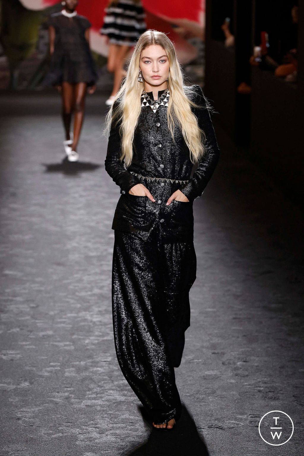Fashion Week Paris Spring/Summer 2024 look 55 from the Chanel collection 女装