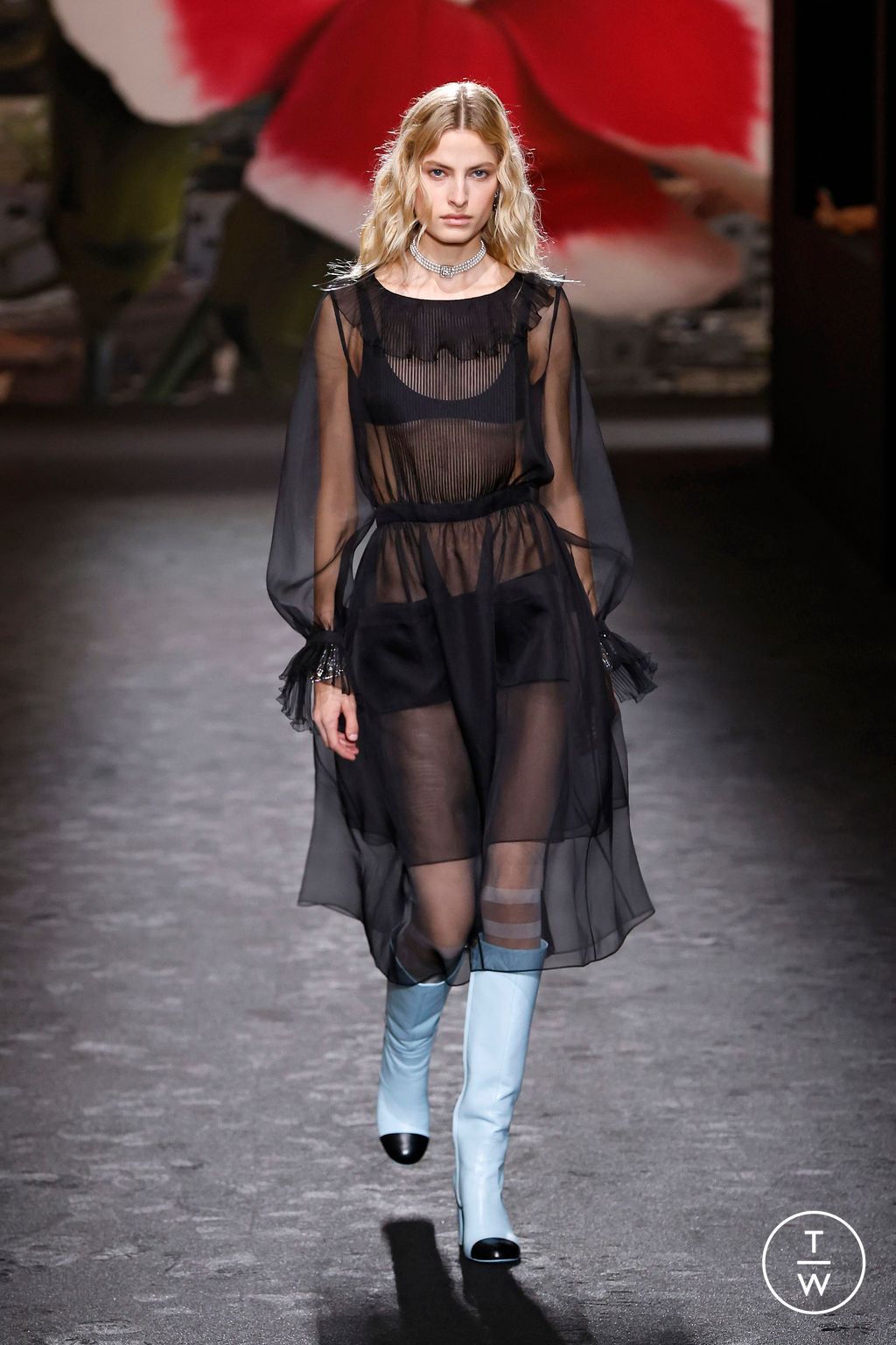 Fashion Week Paris Spring/Summer 2024 look 61 from the Chanel collection 女装