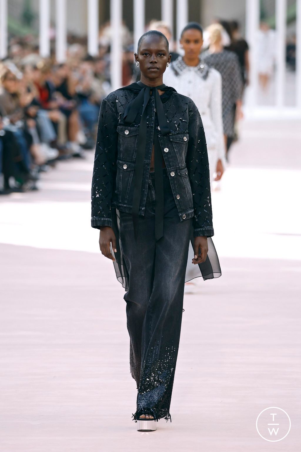 Fashion Week Paris Spring-Summer 2025 look 58 from the Chanel collection womenswear