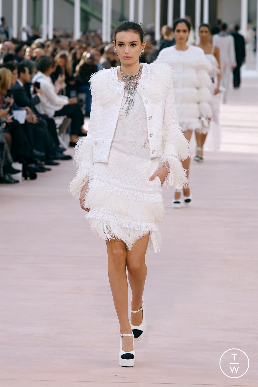 Fashion Week Paris Spring/Summer 2025 look 68 from the Chanel collection womenswear