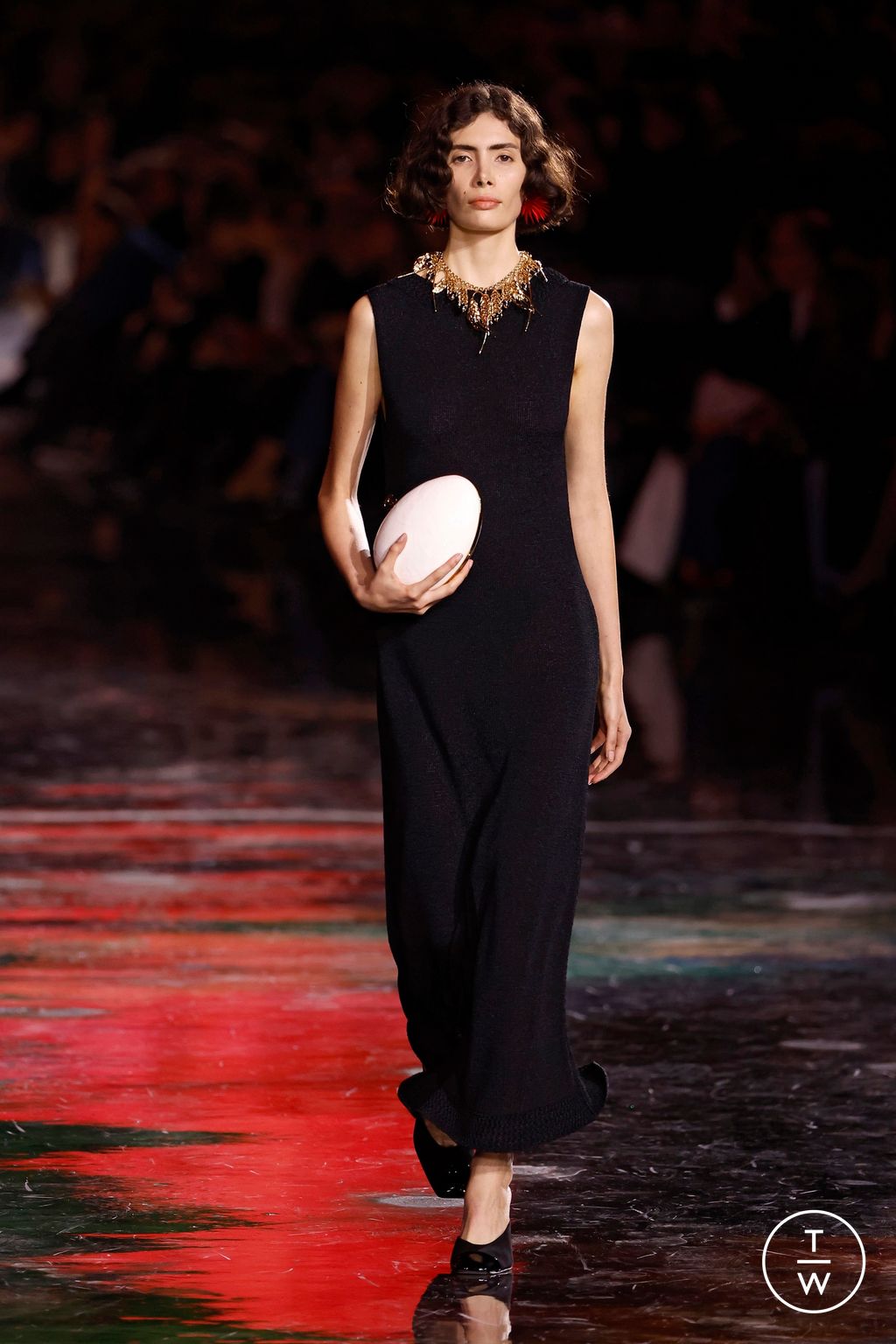 Fashion Week Paris Spring/Summer 2026 look 19 from the Chanel collection womenswear