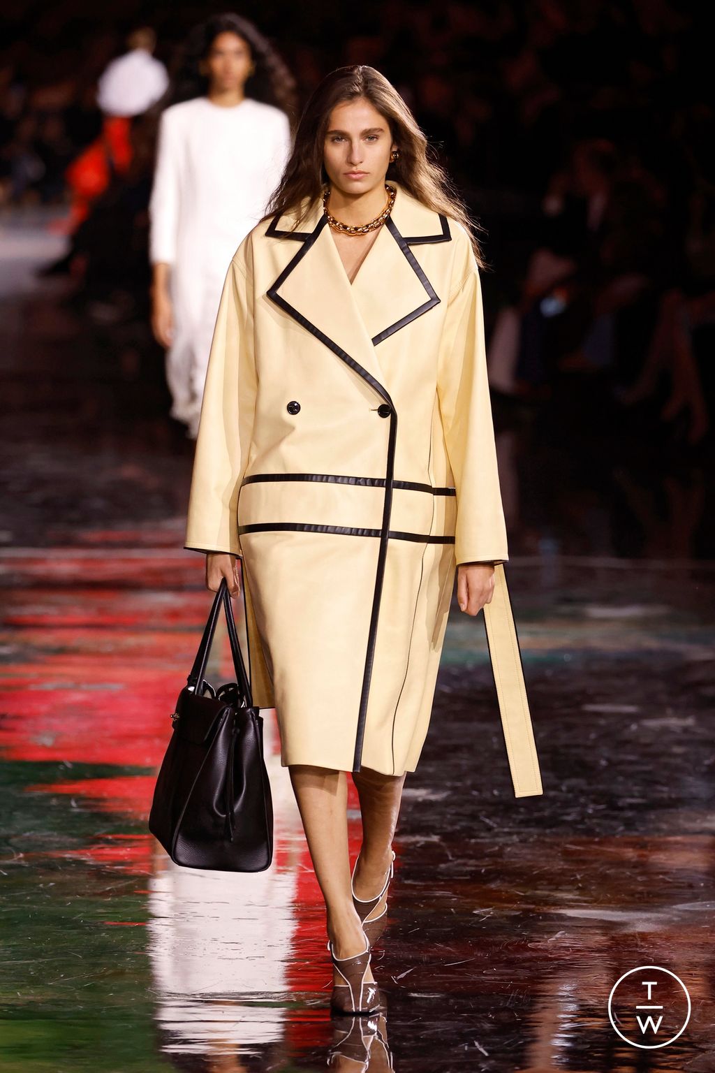 Fashion Week Paris Spring/Summer 2026 look 30 from the Chanel collection womenswear