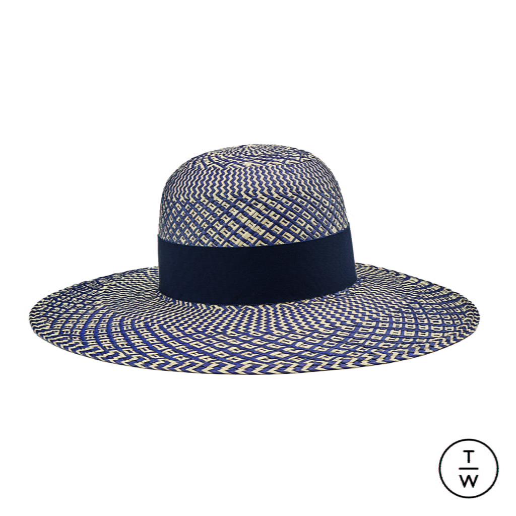 Fashion Week Paris Spring/Summer 2020 look 43 from the Hermès collection womenswear accessories