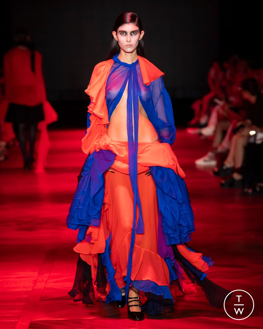 Fashion Week Paris Fall/Winter 2024 look 11 de la collection Charles de Vilmorin couture