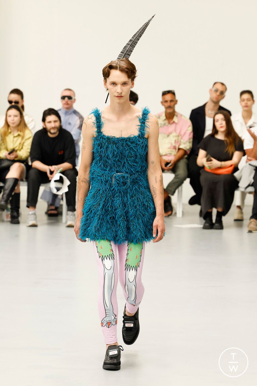 Fashion Week Milan Spring/Summer 2024 look 26 from the Charles Jeffrey LOVERBOY collection 男装