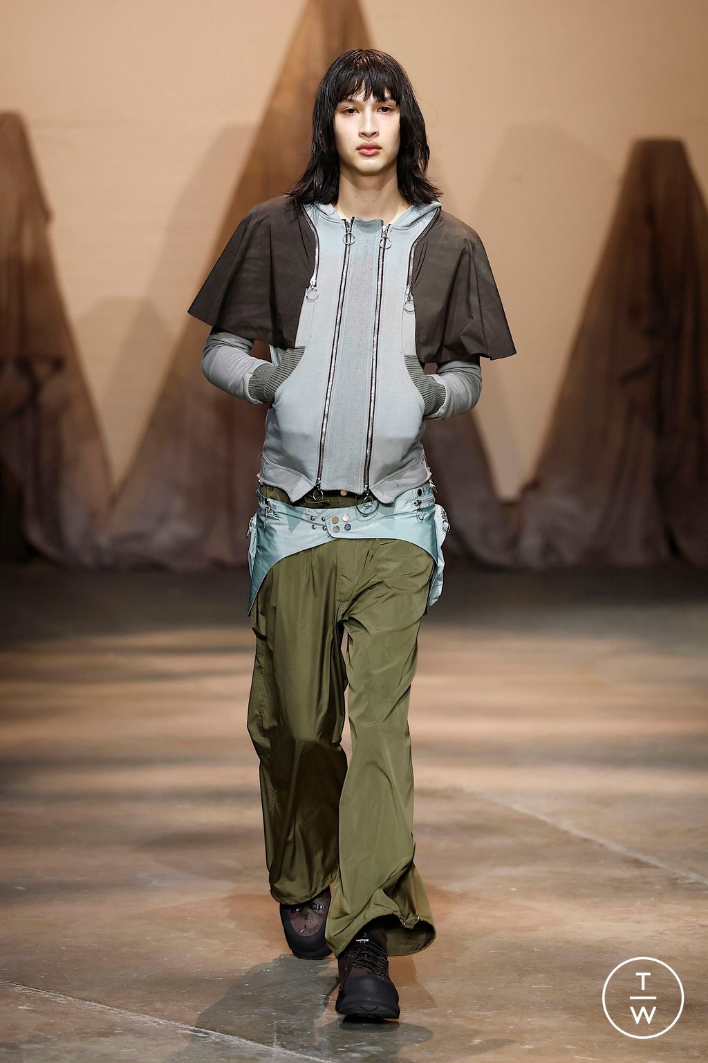 Fashion Week London Fall/Winter 2025 look 8 from the Charlie Constantinou collection womenswear