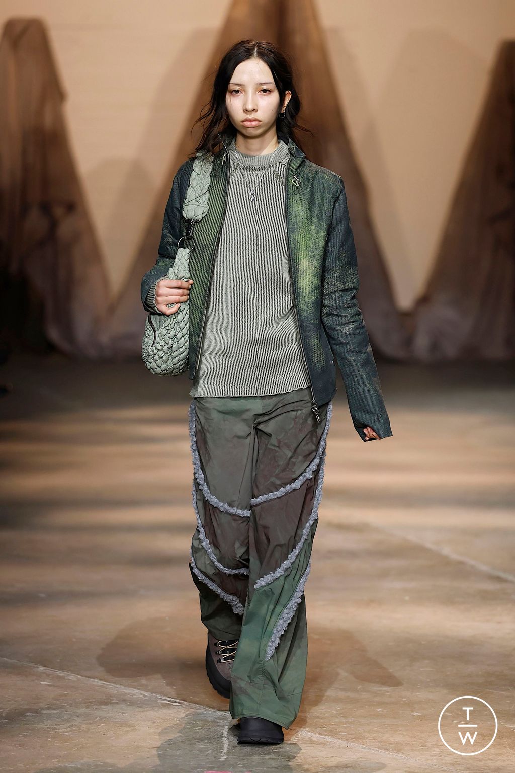 Fashion Week London Fall/Winter 2025 look 13 from the Charlie Constantinou collection womenswear