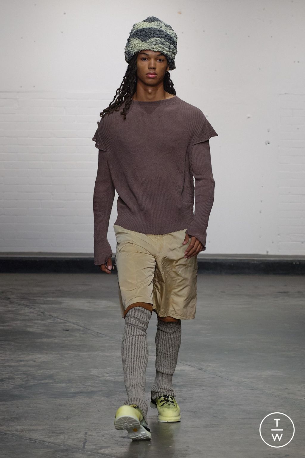 Fashion Week London Spring/Summer 2025 look 9 from the Charlie Constantinou collection womenswear