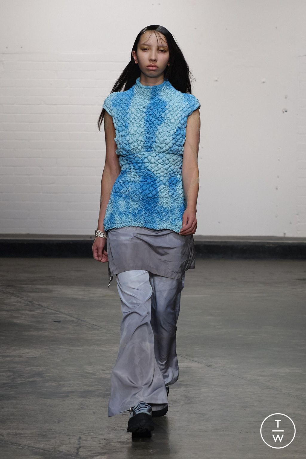 Fashion Week London Spring-Summer 2025 look 20 from the Charlie Constantinou collection womenswear