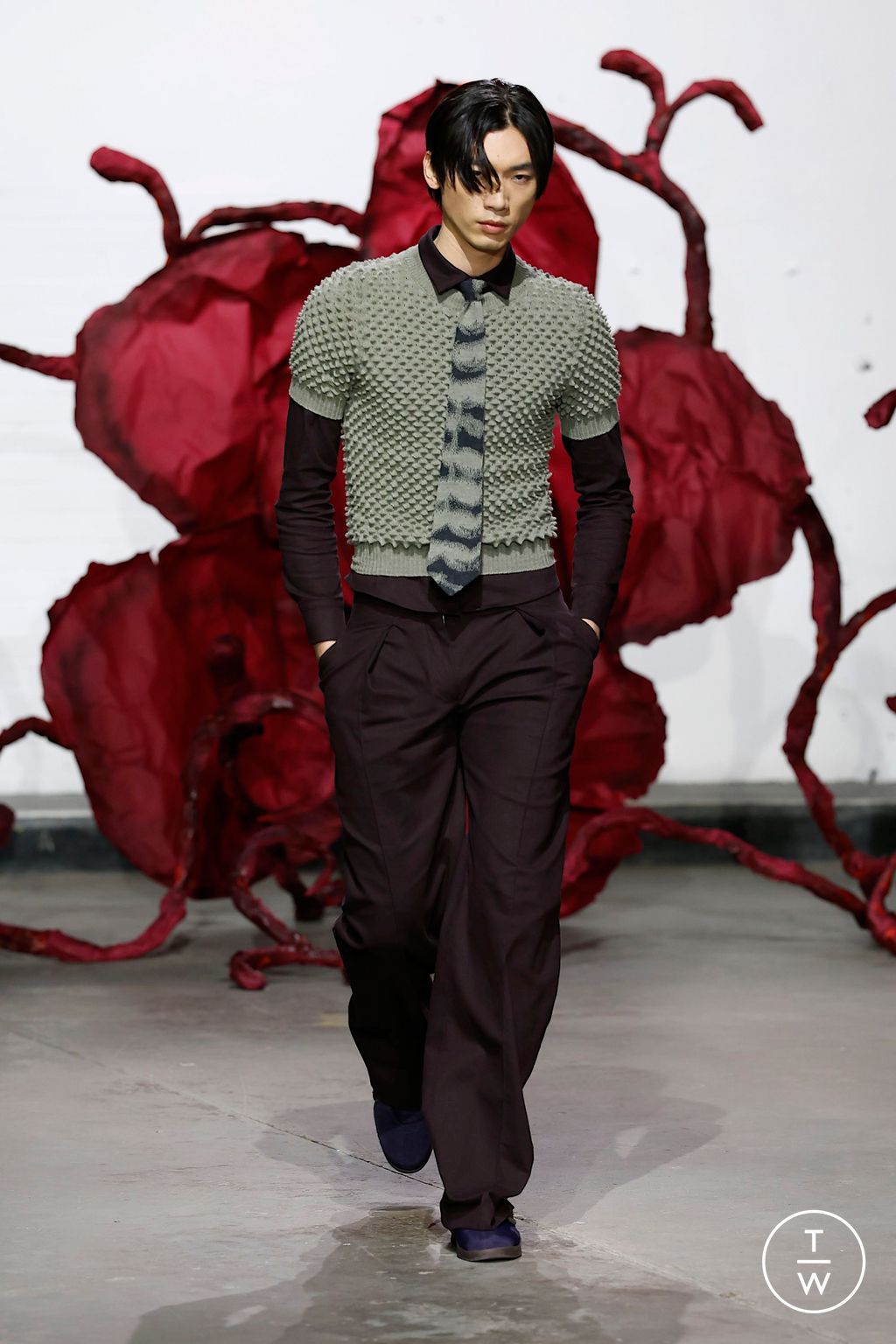 Fashion Week London Fall/Winter 2025 look 11 from the Chet Lo collection womenswear