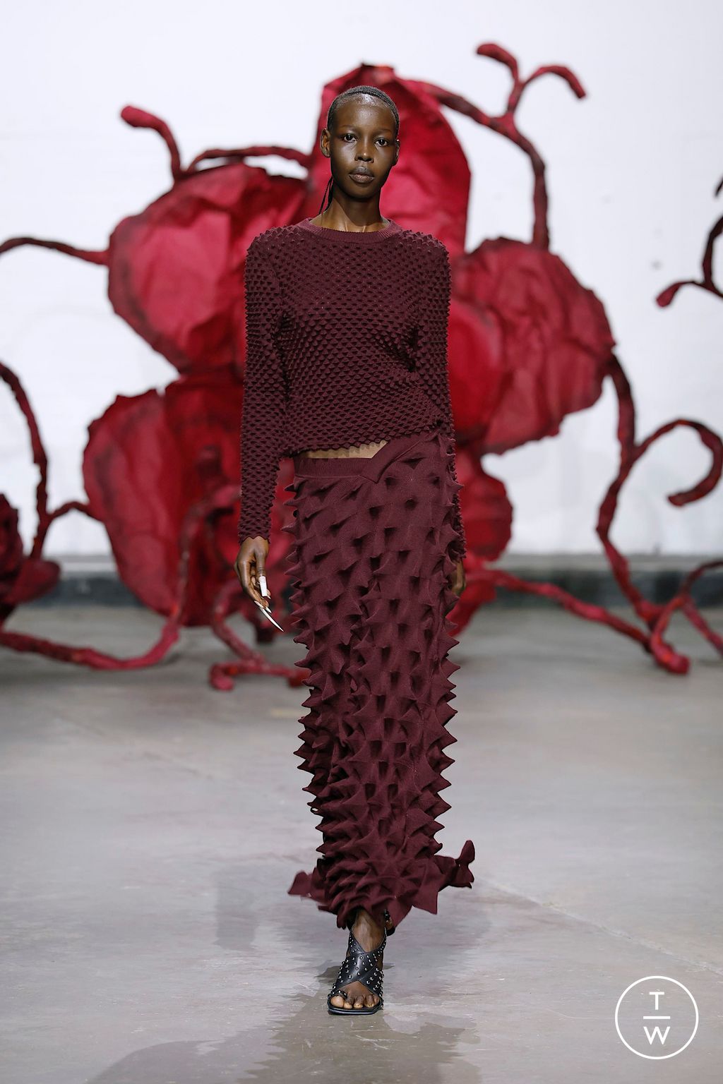 Fashion Week London Fall/Winter 2025 look 20 from the Chet Lo collection womenswear