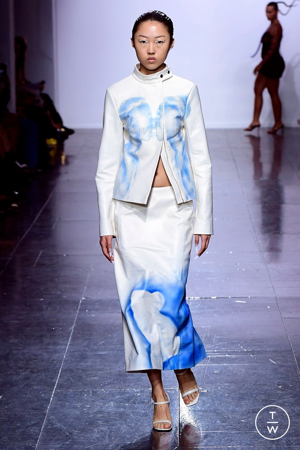 Fashion Week London Spring/Summer 2024 look 3 from the Chet Lo collection womenswear