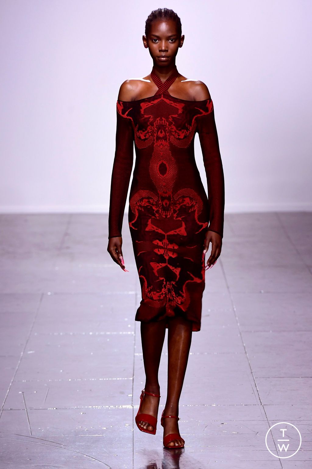 Fashion Week London Spring/Summer 2024 look 9 de la collection Chet Lo womenswear
