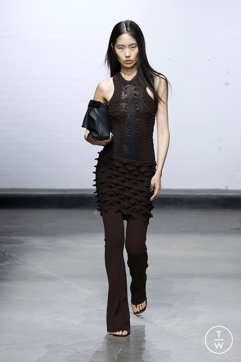 Fashion Week London Spring/Summer 2025 look 6 from the Chet Lo collection womenswear