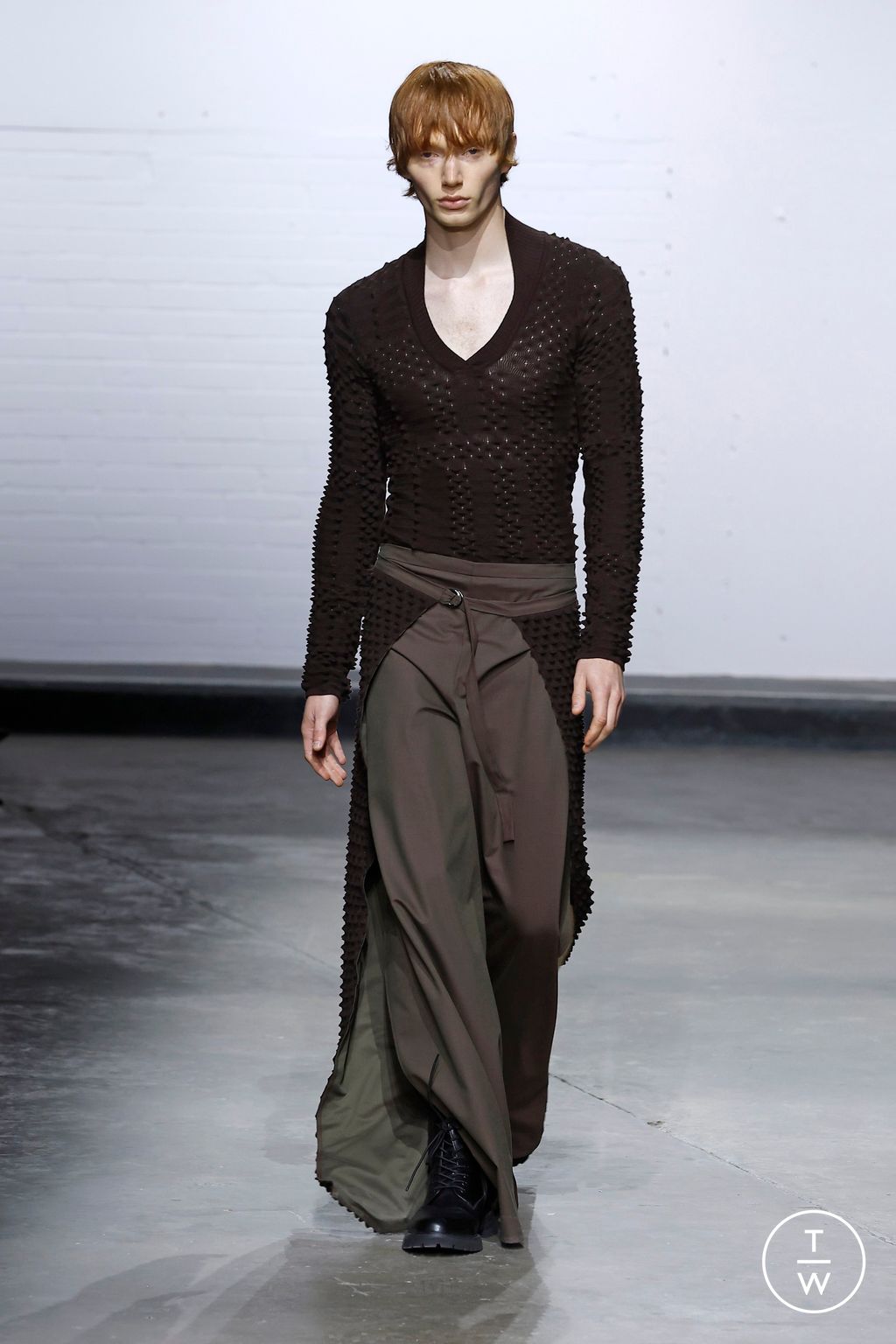 Fashion Week London Spring/Summer 2025 look 14 from the Chet Lo collection womenswear