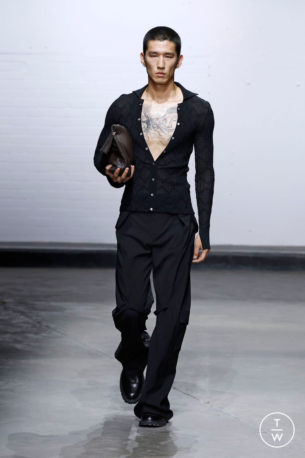 Fashion Week London Spring/Summer 2025 look 20 from the Chet Lo collection womenswear