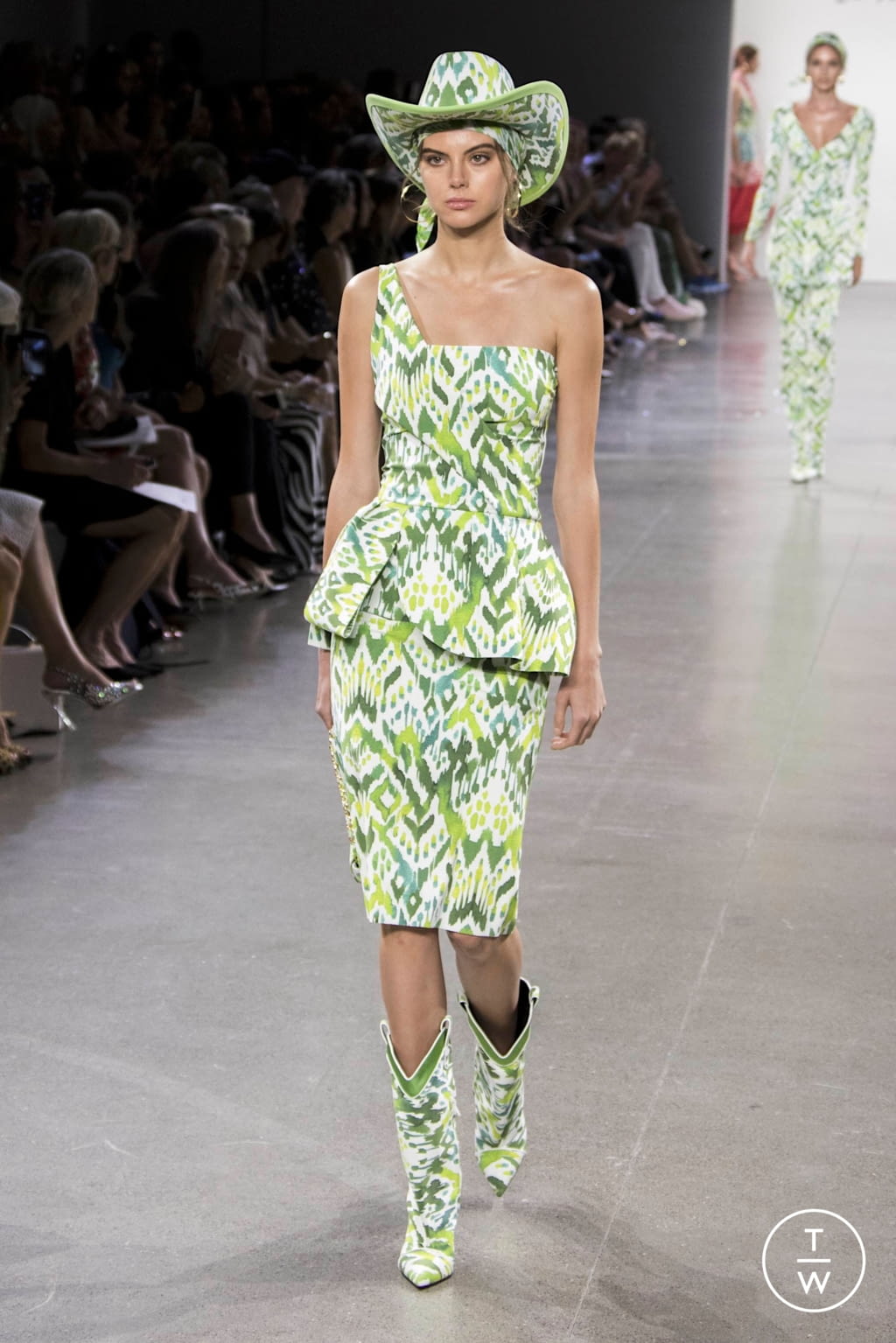 Fashion Week New York Spring/Summer 2020 look 24 from the Chiara Boni collection womenswear