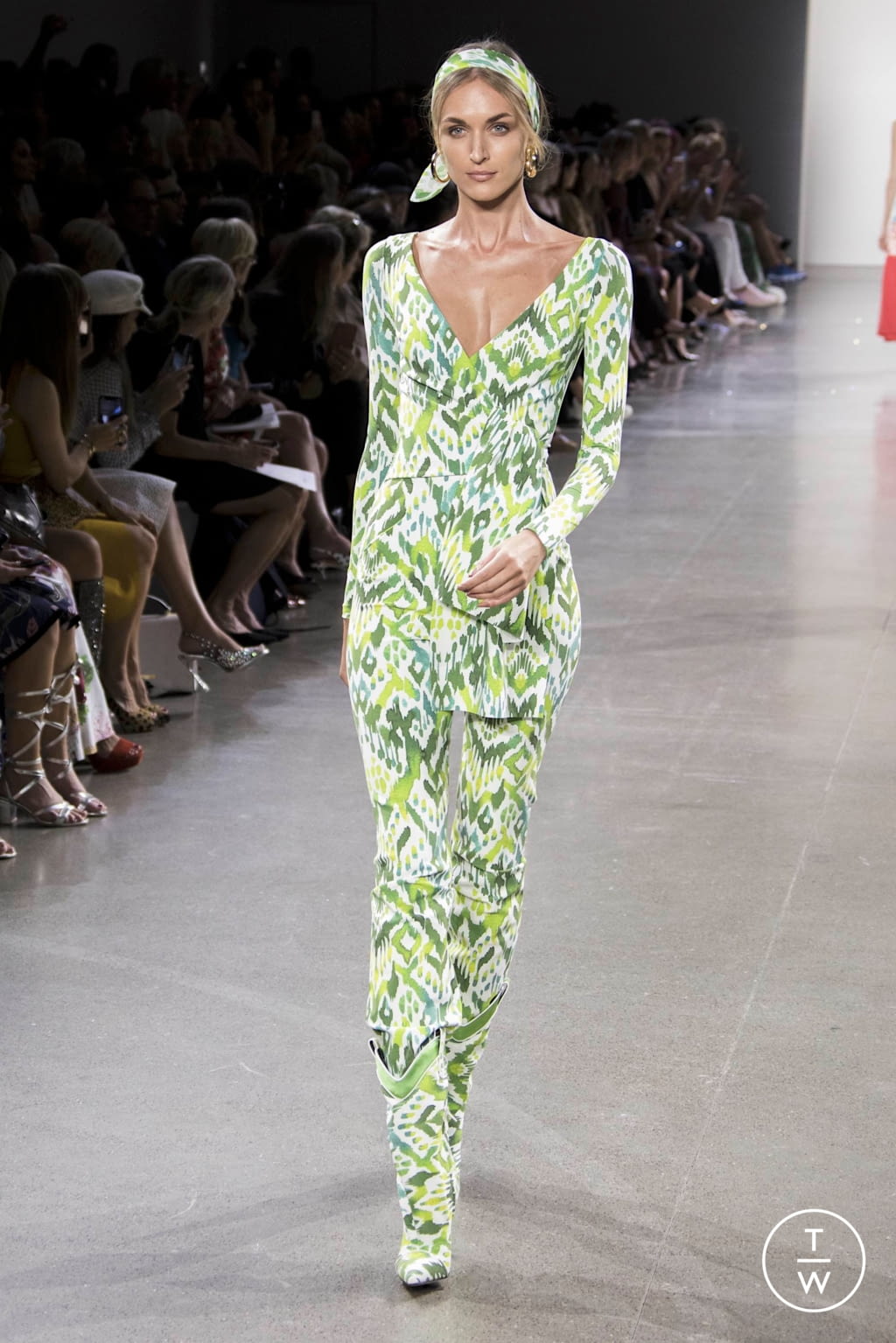 Fashion Week New York Spring/Summer 2020 look 26 from the Chiara Boni collection womenswear