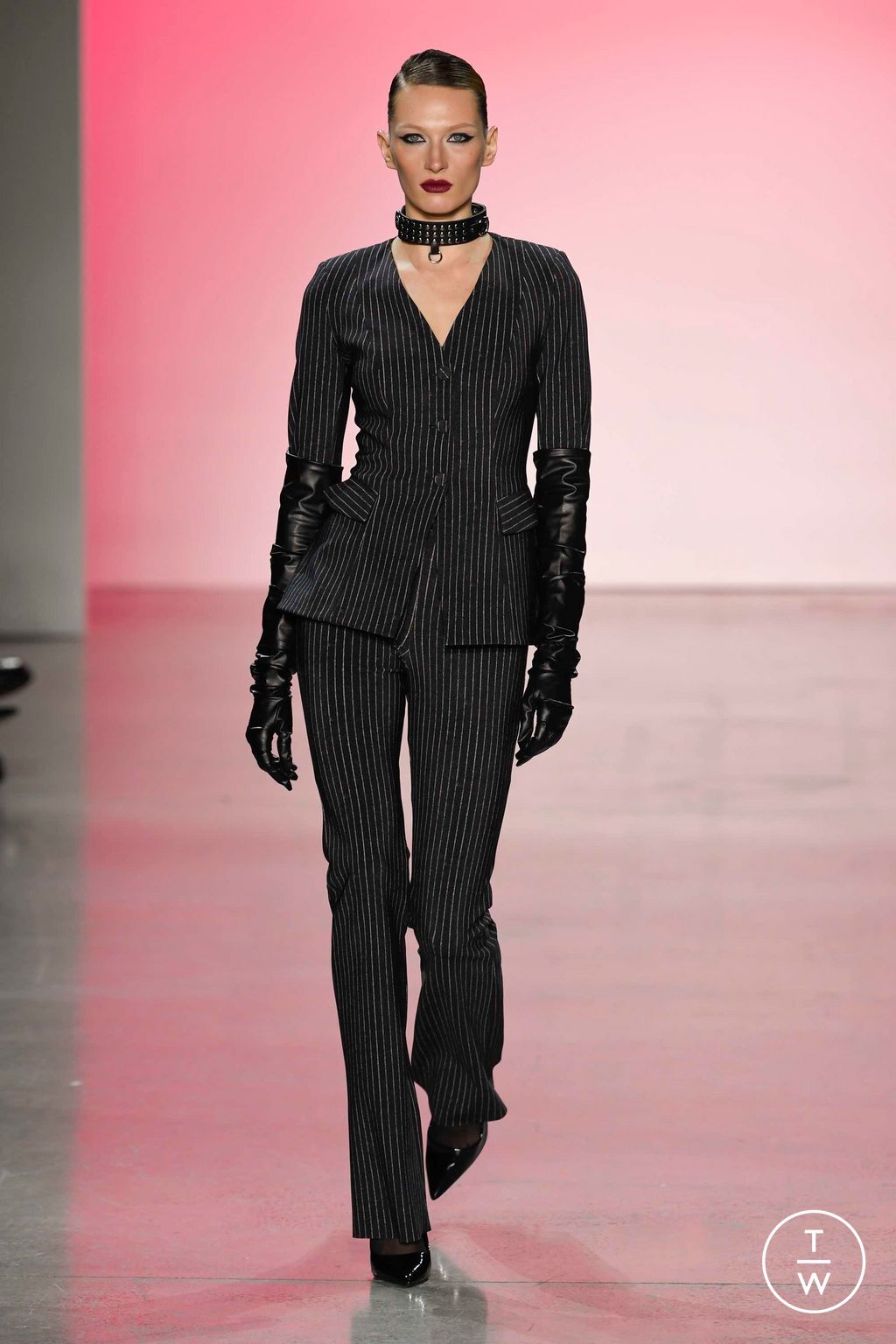 Fashion Week New York Fall/Winter 2023 look 12 from the Chiara Boni collection womenswear