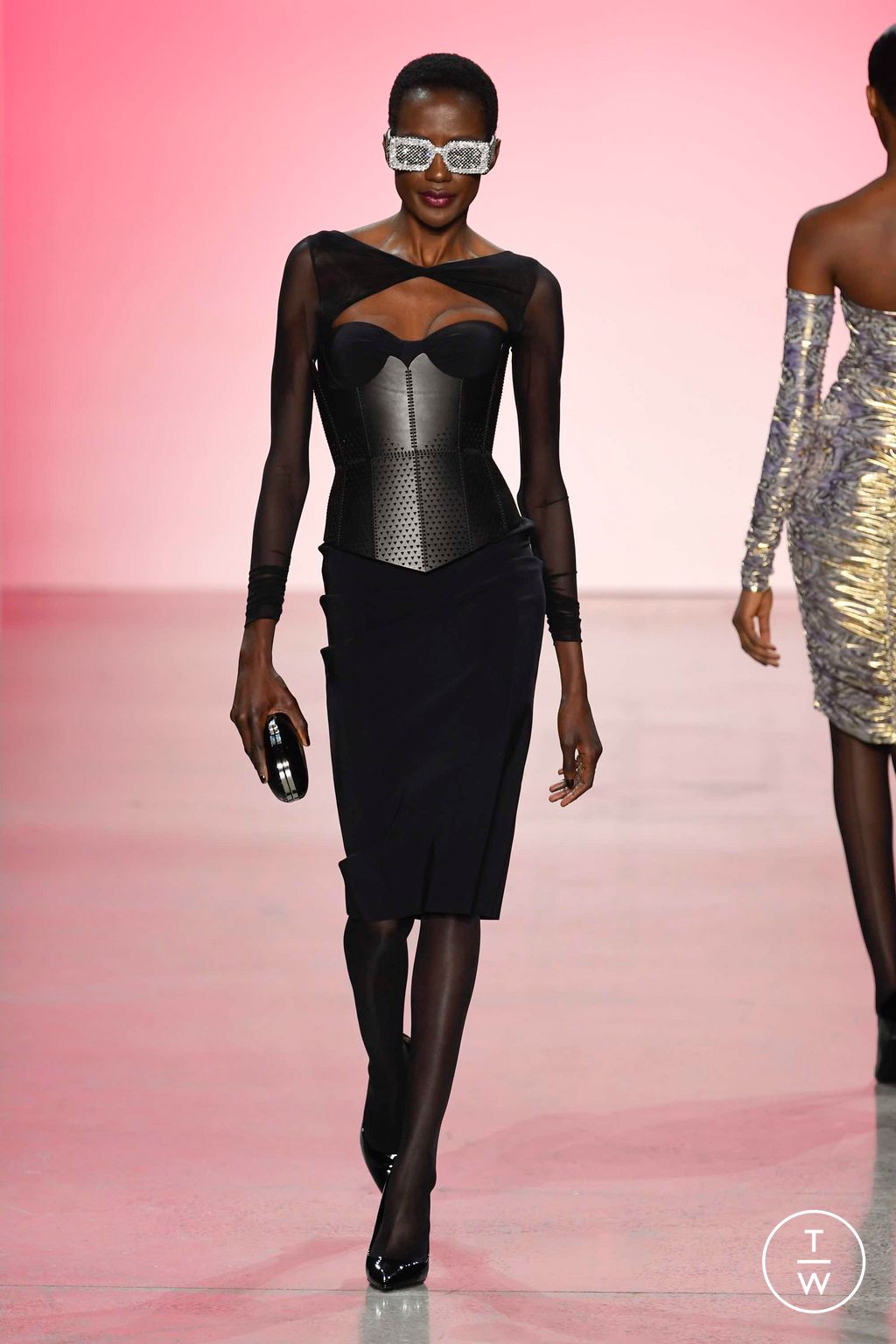 Fashion Week New York Fall/Winter 2023 look 34 from the Chiara Boni collection womenswear