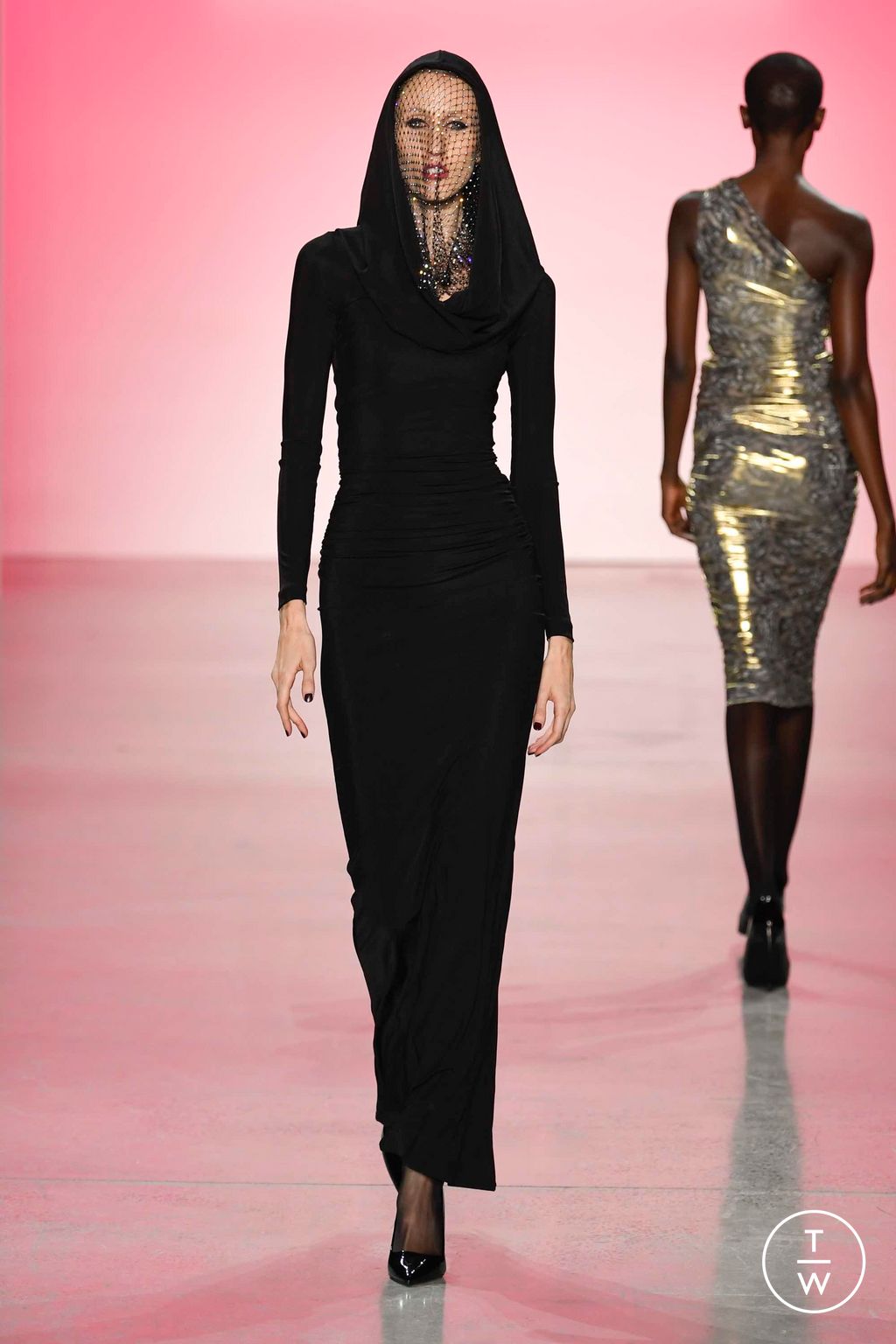 Fashion Week New York Fall/Winter 2023 look 42 from the Chiara Boni collection womenswear