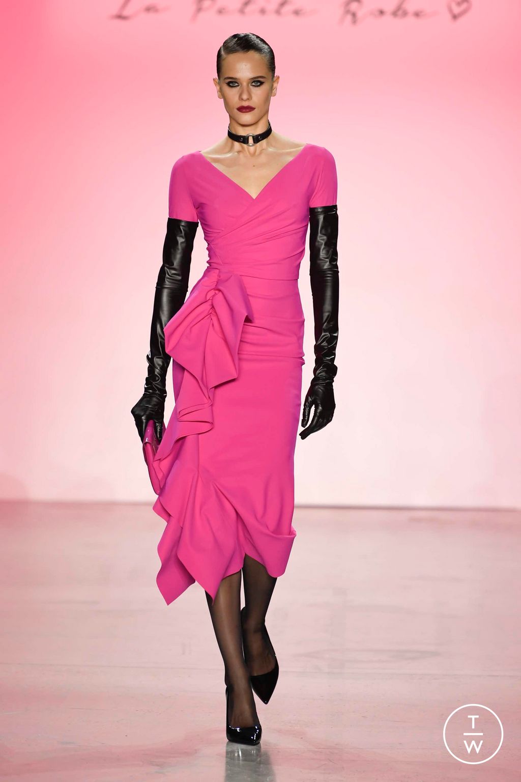Fashion Week New York Fall/Winter 2023 look 57 from the Chiara Boni collection 女装