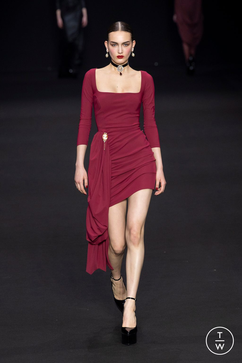 Fashion Week Milan Fall/Winter 2024 look 21 from the Chiara Boni collection womenswear