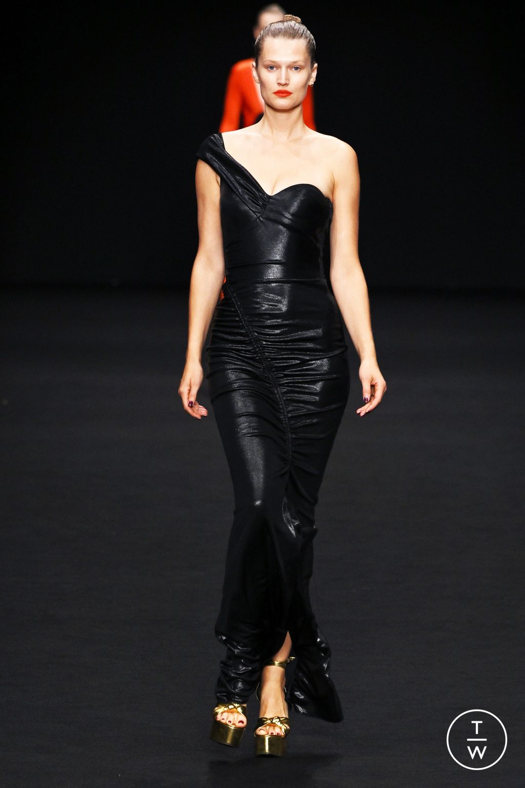 Fashion Week Milan Spring/Summer 2024 look 2 from the Chiara Boni collection 女装
