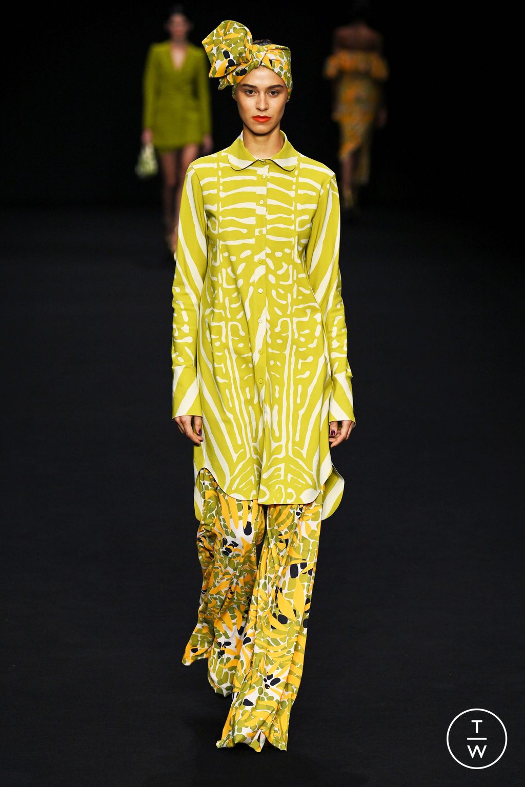 Fashion Week Milan Spring/Summer 2024 look 20 from the Chiara Boni collection womenswear