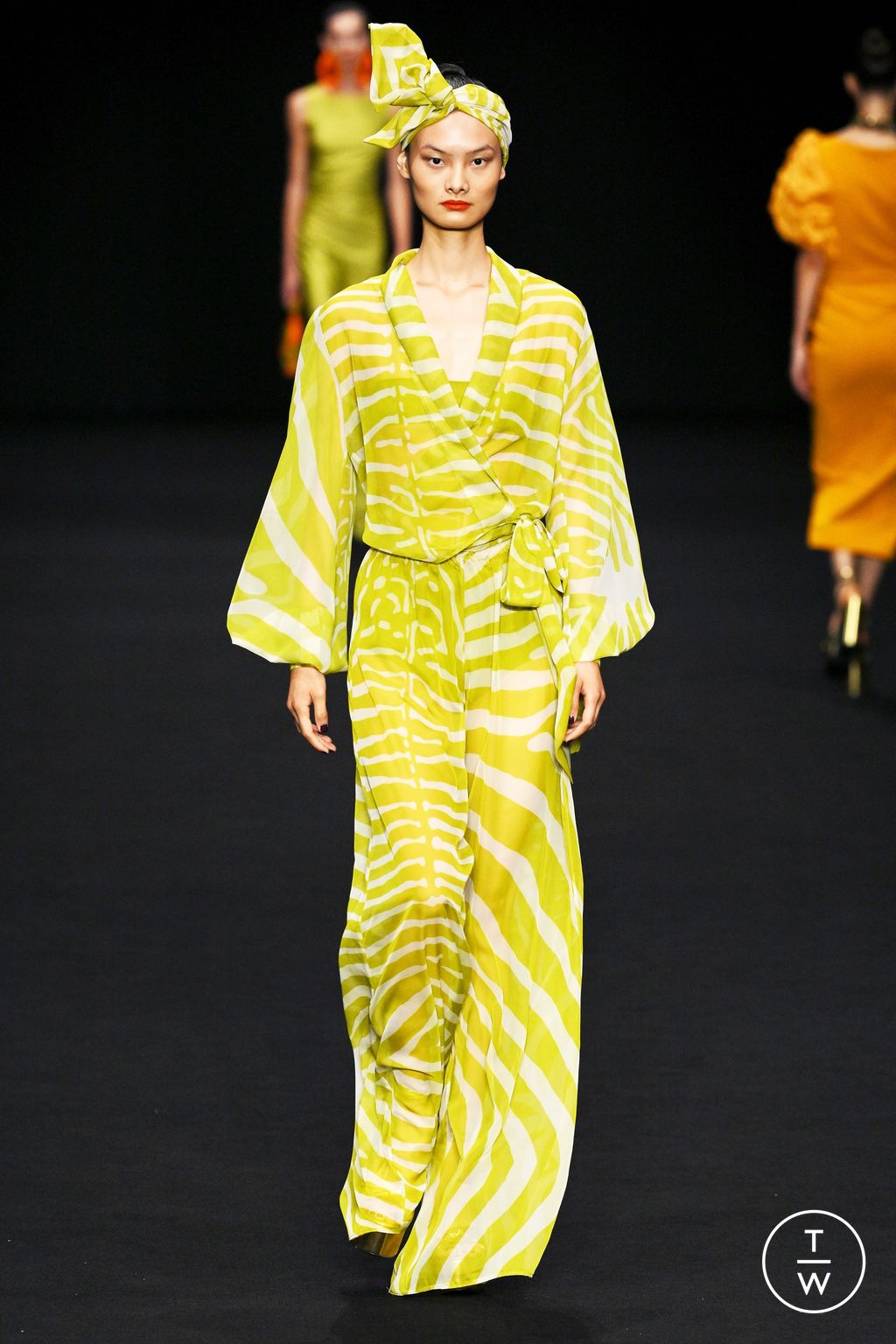 Fashion Week Milan Spring/Summer 2024 look 24 from the Chiara Boni collection womenswear